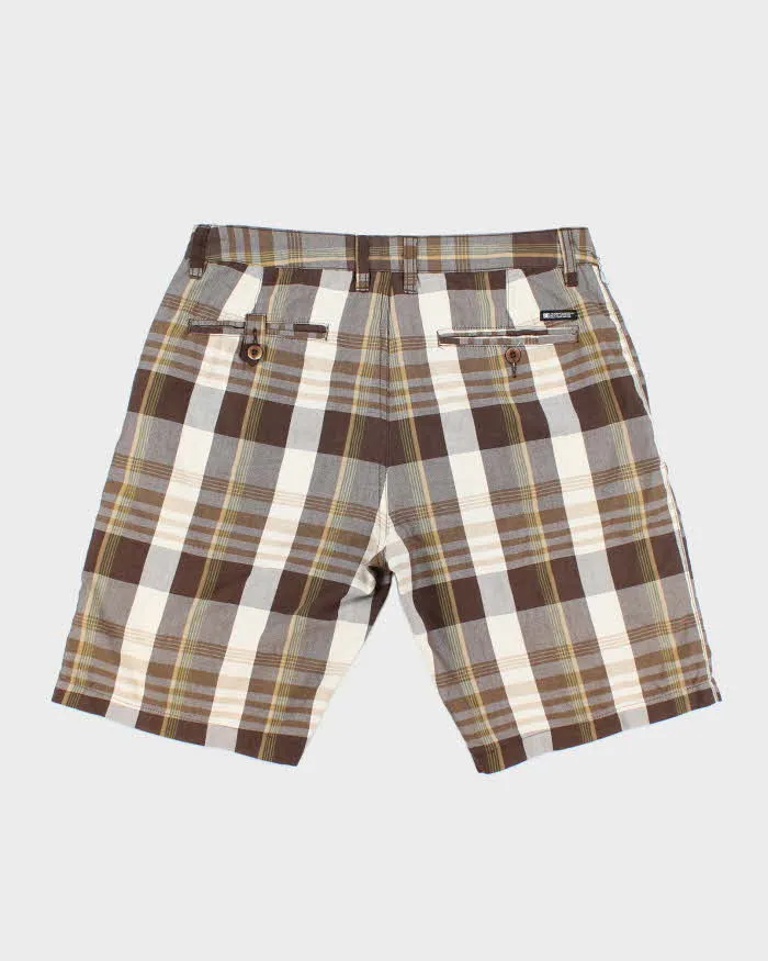 Vintage 2000's DC Skate Co. Patterned Board Shorts - W32 L10 sold by Rokit product image thumbnail 2