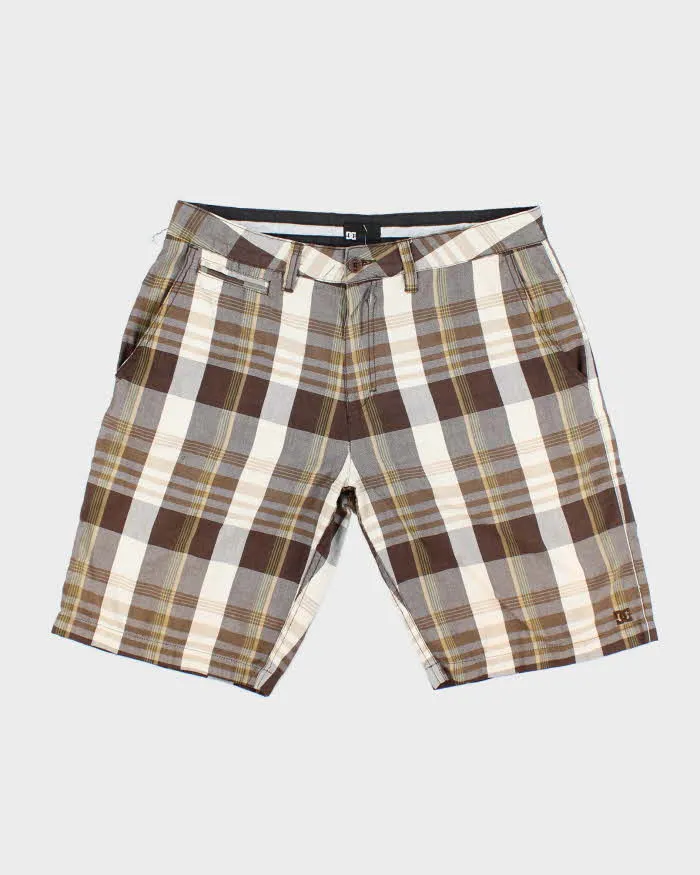 Vintage 2000's DC Skate Co. Patterned Board Shorts - W32 L10 sold by Rokit