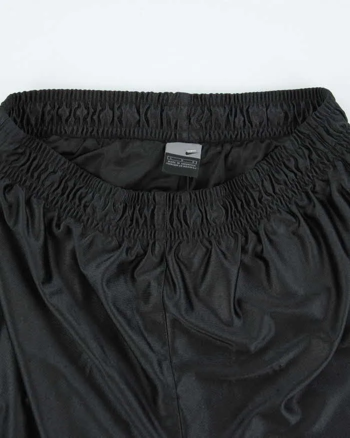 Vintage 90's Nike Oversized Basketball Shorts - L sold by Rokit product image thumbnail 3
