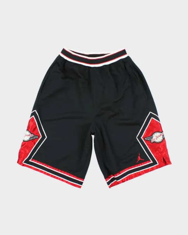 Vintage 90's Jordan Embroidered Oversized Basketball Shorts - M sold by Rokit