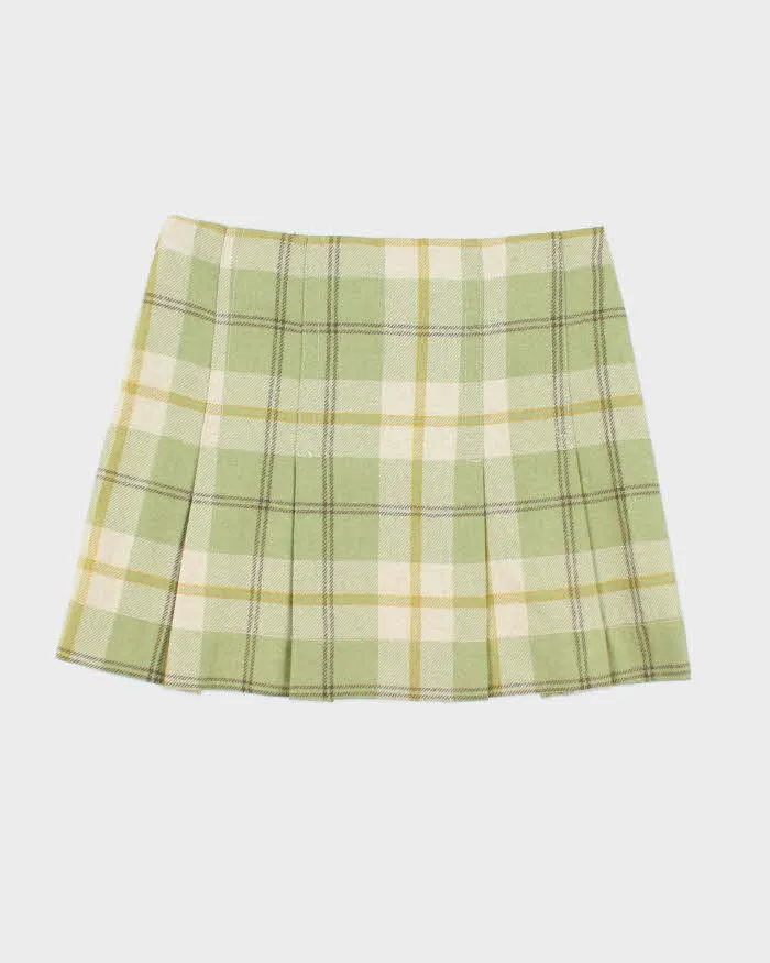 Vintage Y2k 00s Gap Green Checked Pleated - S sold by Rokit product image thumbnail 2
