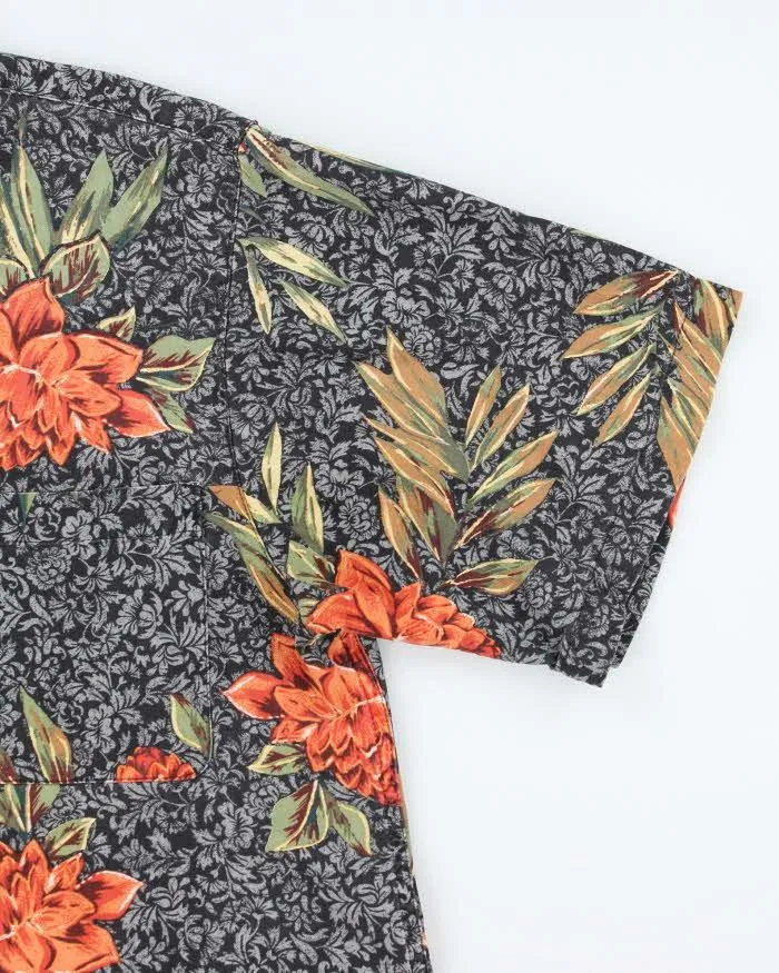 Vintage Island Shores Silk Hawaiian Shirt - L sold by Rokit product image thumbnail 5