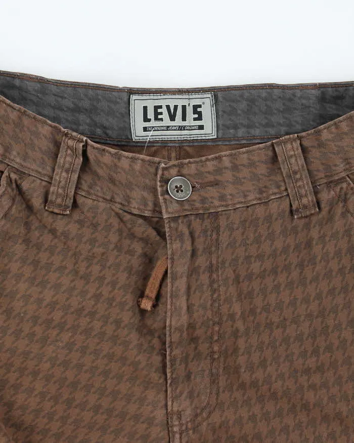 Vintage 2000's Levi's Wide Leg Patterned Cargo Shorts - W30 L11 sold by Rokit product image thumbnail 3