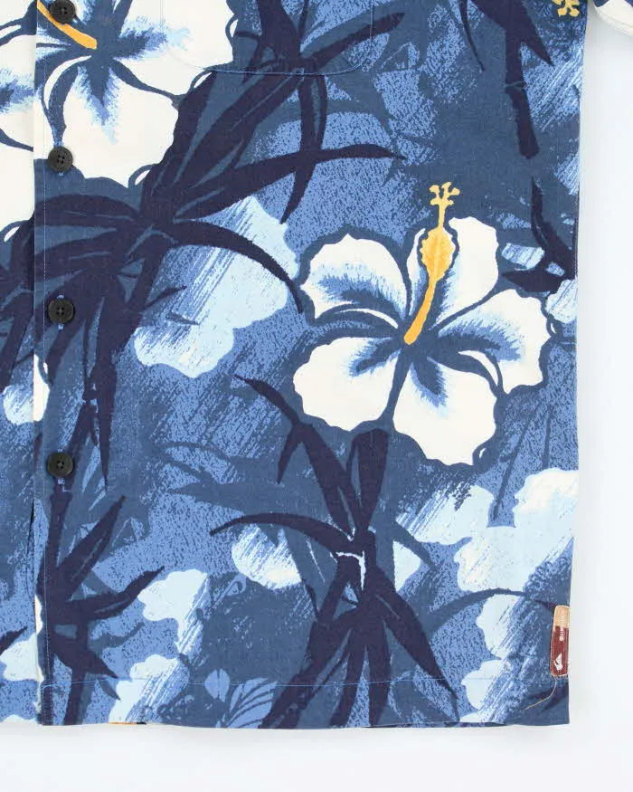 Vintage Y2K Quiksilver Hawaiian Button Up Shirt - L sold by Rokit product image thumbnail 4