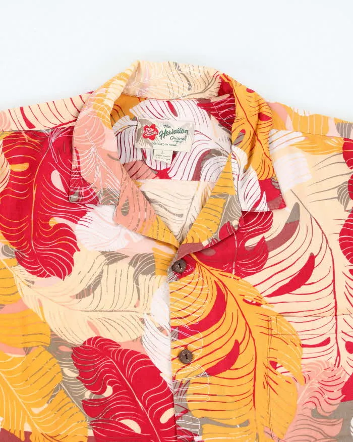 Vintage Hilo Hattie Oversized Hawaiian Shirt - L sold by Rokit product image thumbnail 3