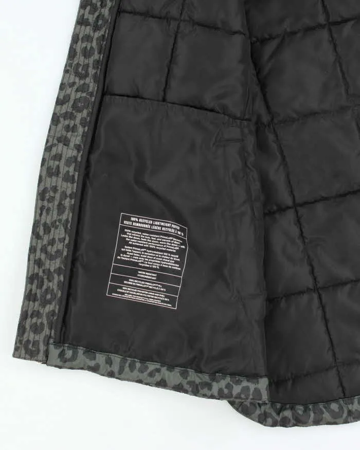 Vintage Y2k 00s Gap Leopard Print Puffer Gilet - XL sold by Rokit product image thumbnail 4