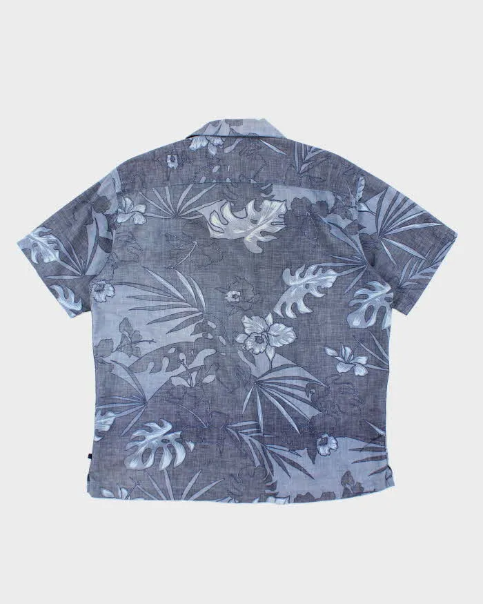 Vintage 2000's GAP Button Up Hawaiian Shirt - L sold by Rokit product image thumbnail 2