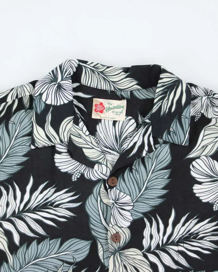 Vintage Hilo Hattie Oversized Hawaiian Shirt - L sold by Rokit product image thumbnail 3