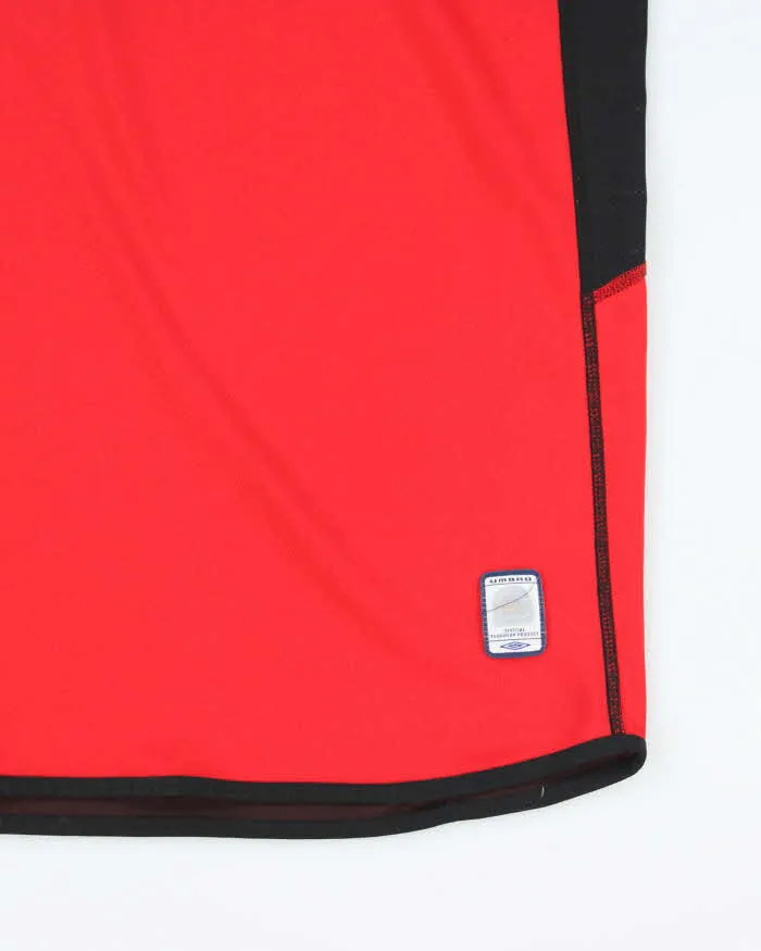 Vintage 2000's Umbro Reversible Lightweight Football Training Shirt - XL sold by Rokit product image thumbnail 4