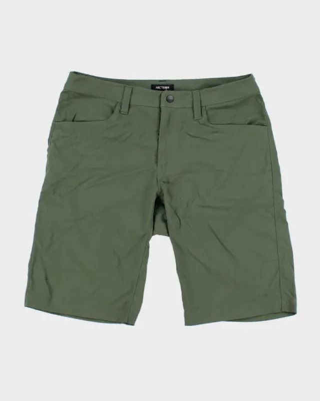 Vintage Arc'teryx Lightweight Hiking Shorts - W32 L12 made by Arc'teryx