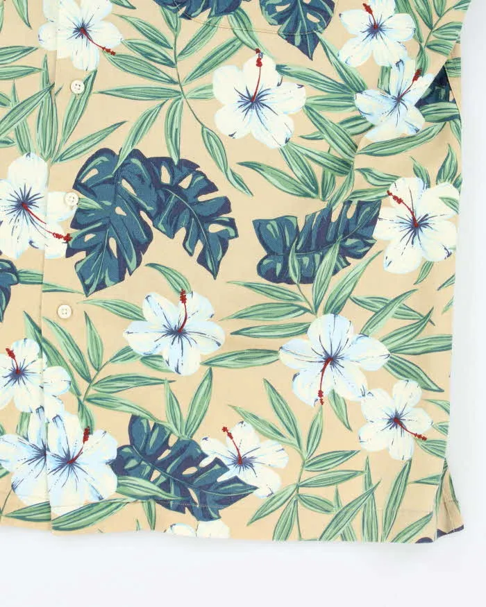 Vintage 2000's Ralph Lauren Floral Print Hawaiian Shirt - L sold by Rokit product image thumbnail 4