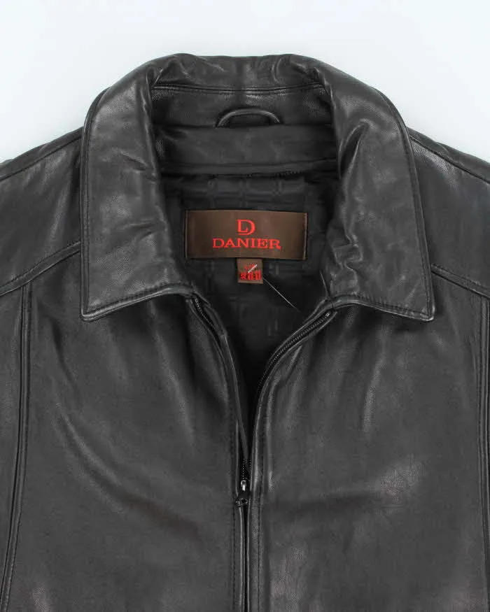 Vintage 2000's Danier Heavyweight Leather Zip Up Jacket - L sold by Rokit product image thumbnail 3
