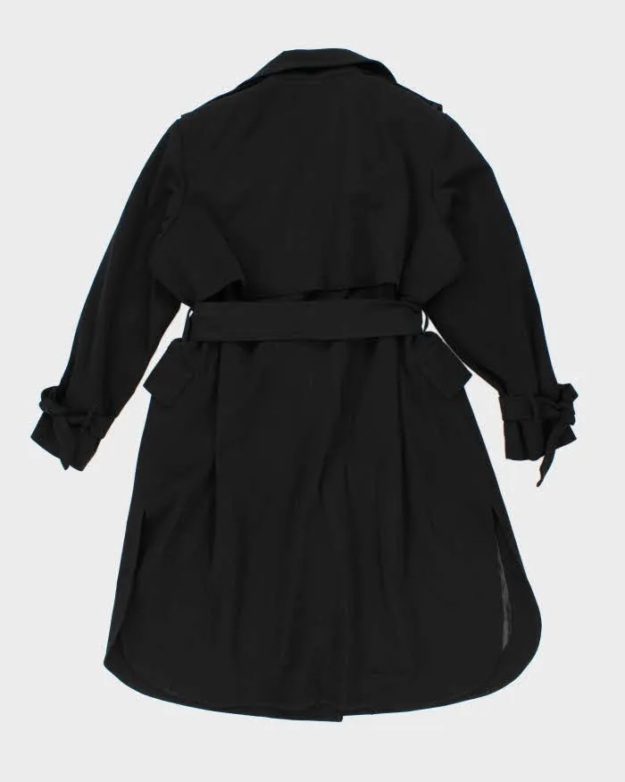 Vintage London Fog Black Trench Coat - XXL sold by Rokit product image thumbnail 2
