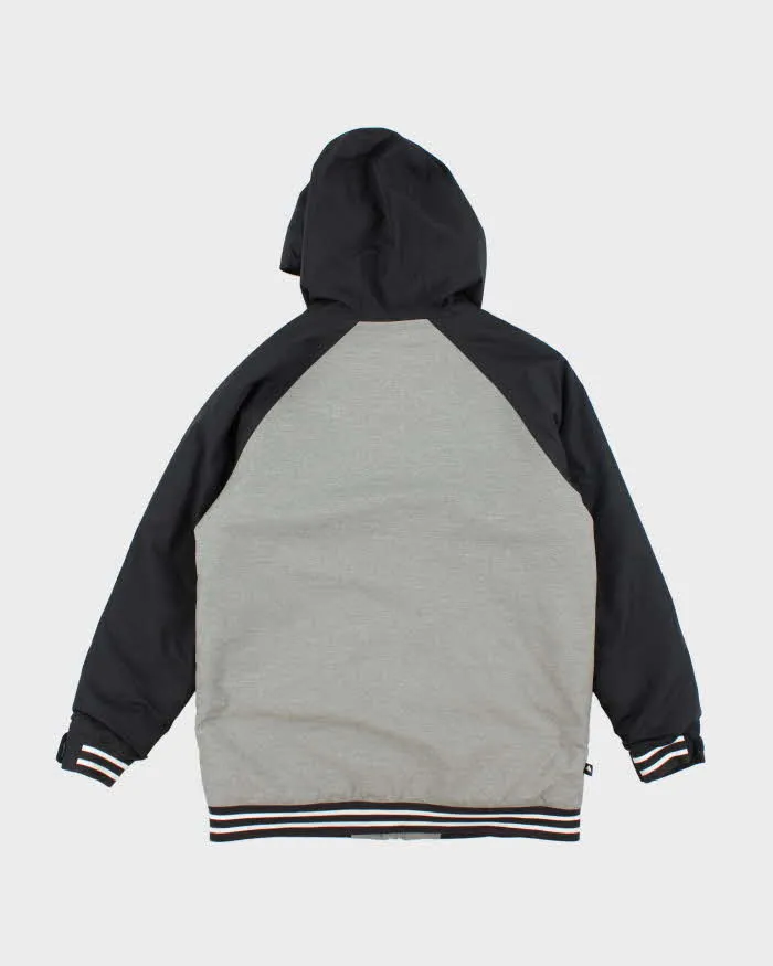 Vintage Y2K Burton Snowboards Hooded Insulated Jacket - XL sold by Rokit product image thumbnail 2