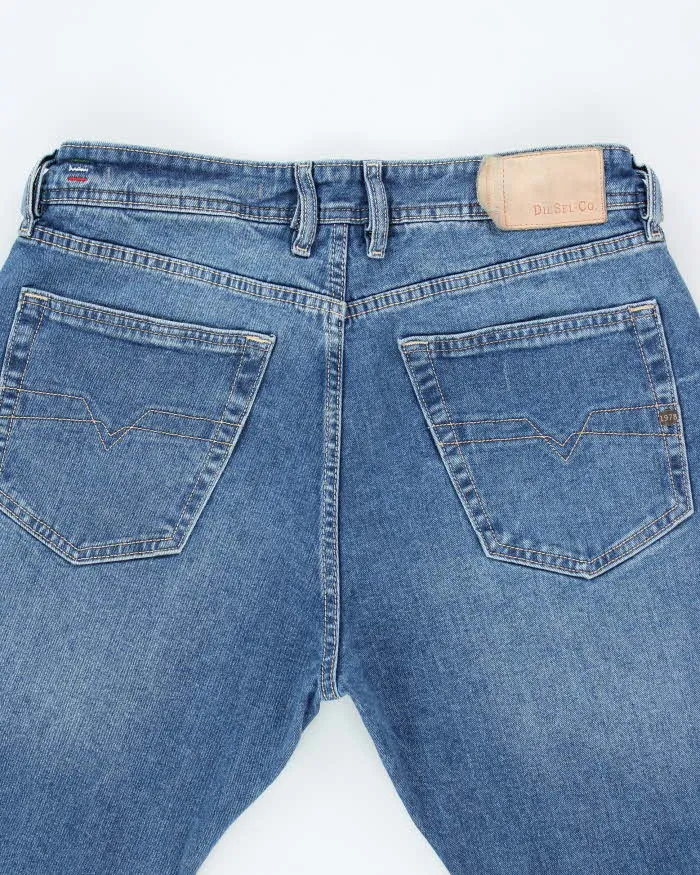 Diesel D.N.A S/S 2019 Release Medium Wash Straight Leg Jeans - W32 L30 sold by Rokit product image thumbnail 4