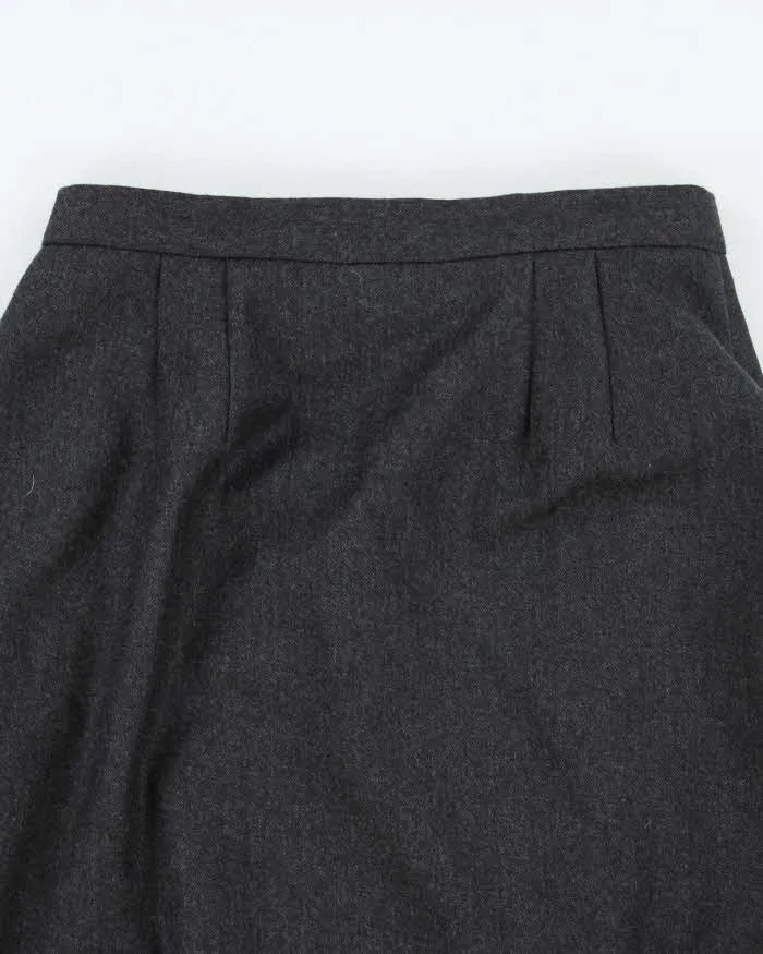 Vintage Jones New York Grey Wool Pleated Skirt - XS sold by Rokit product image thumbnail 4