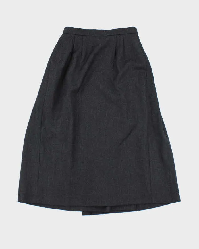 Vintage Jones New York Grey Wool Pleated Skirt - XS sold by Rokit product image thumbnail 2