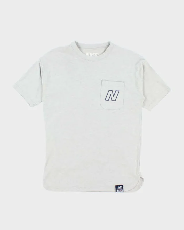 Vintage 00s New Balance T-Shirt - M sold by Rokit