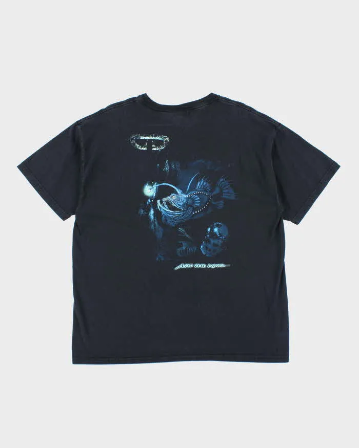 Vintage The Dive Shop Graphic T-Shirt - XL sold by Rokit product image thumbnail 2