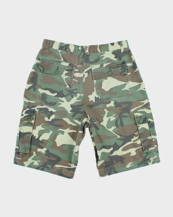 Vintage Y2K Baggy Camouflage Cargo Shorts - W32 L11 sold by Rokit product image thumbnail 2
