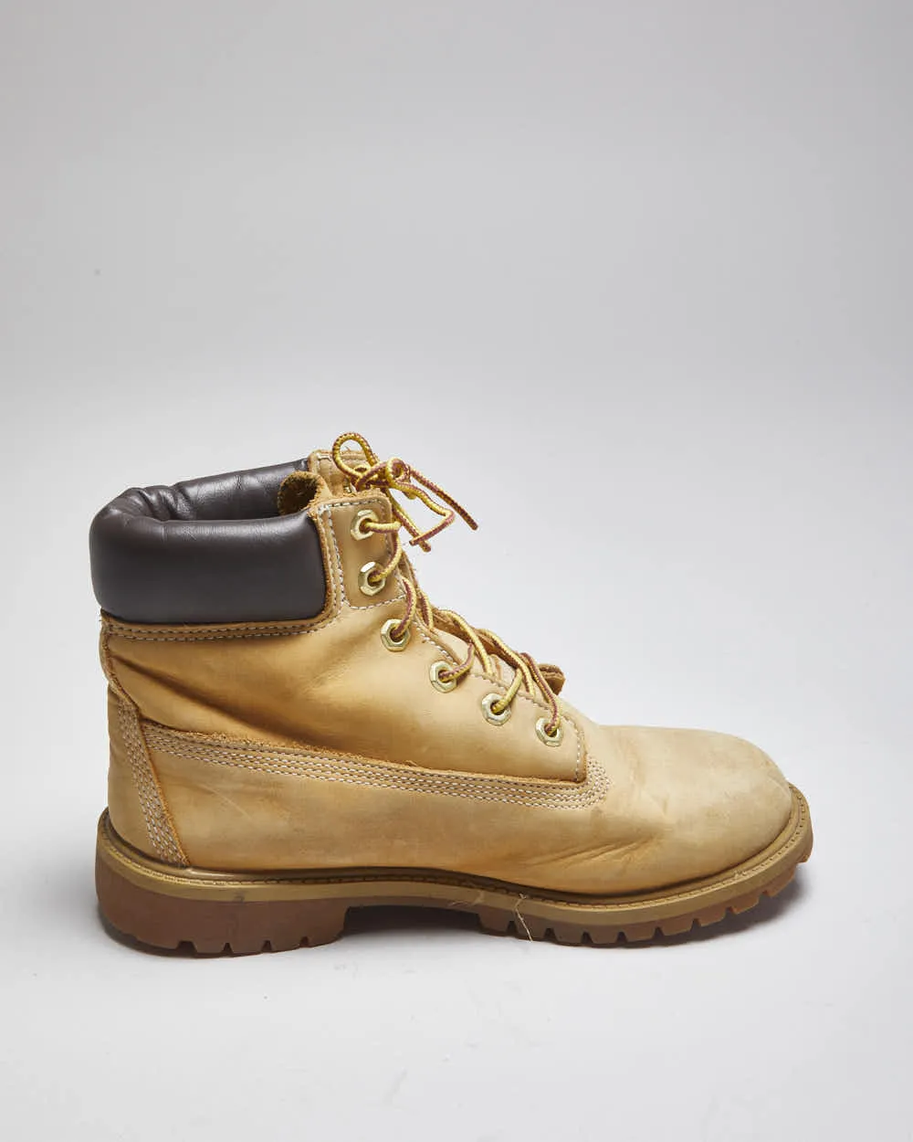 Vintage Timberland Mid Lace Up Boot - UK 6 sold by Rokit product image thumbnail 2