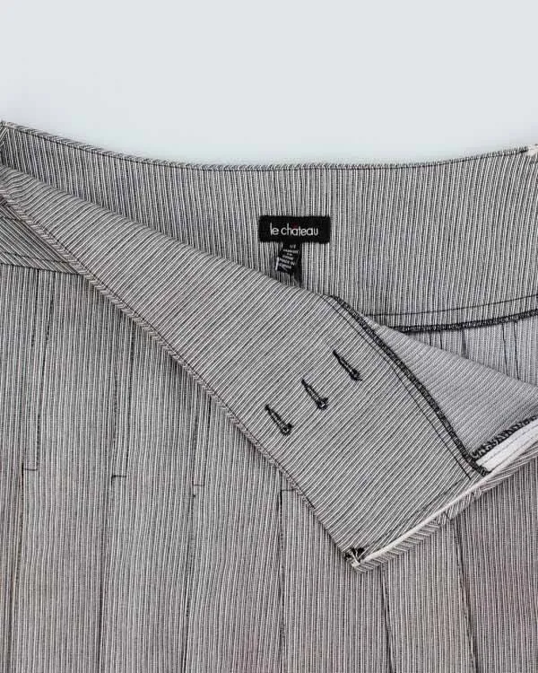 Y2k 00s Le Chateau Stripe Pleated Skirt - XS sold by Rokit product image thumbnail 3