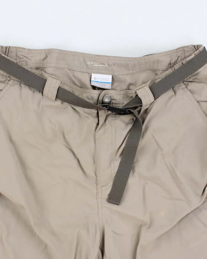 Y2k 00s Columbia Grey Shorts - W38 sold by Rokit product image thumbnail 3