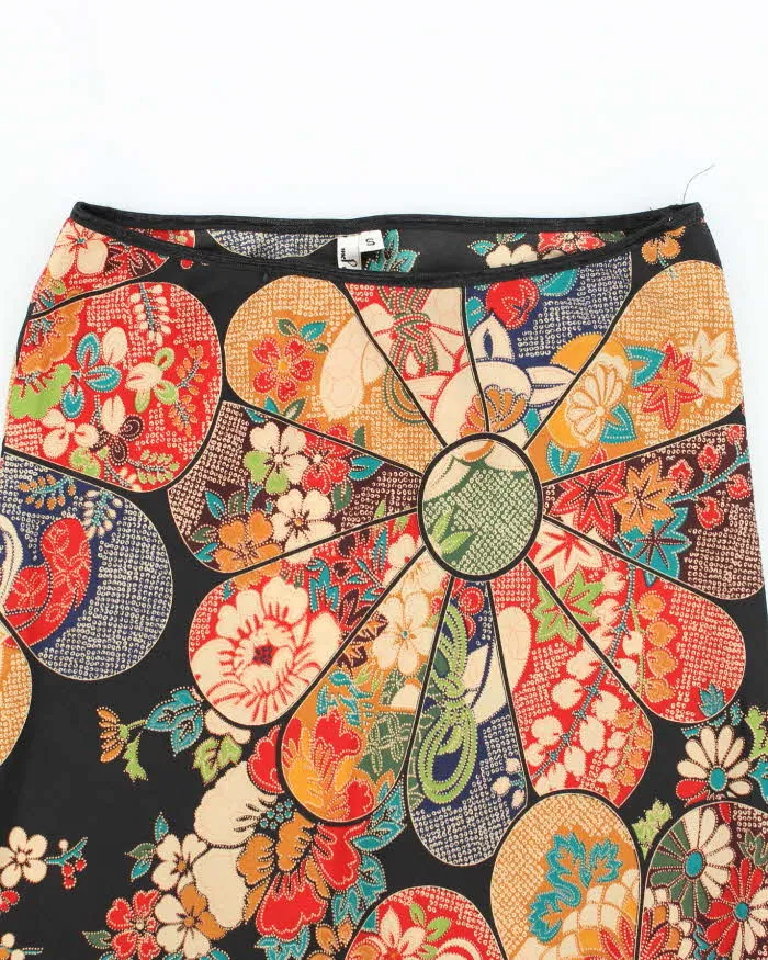 Vintage 90s Melissa Floral Pattern Skirt - S sold by Rokit product image thumbnail 3
