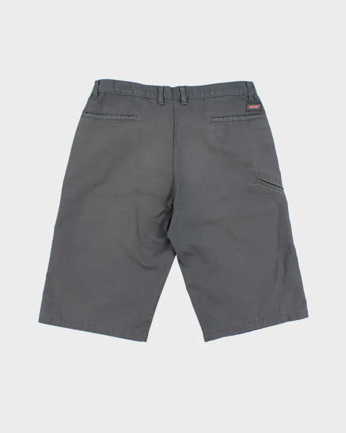 Vintage Dickies Wide Leg Chino Shorts - W34 L13 sold by Rokit product image thumbnail 2