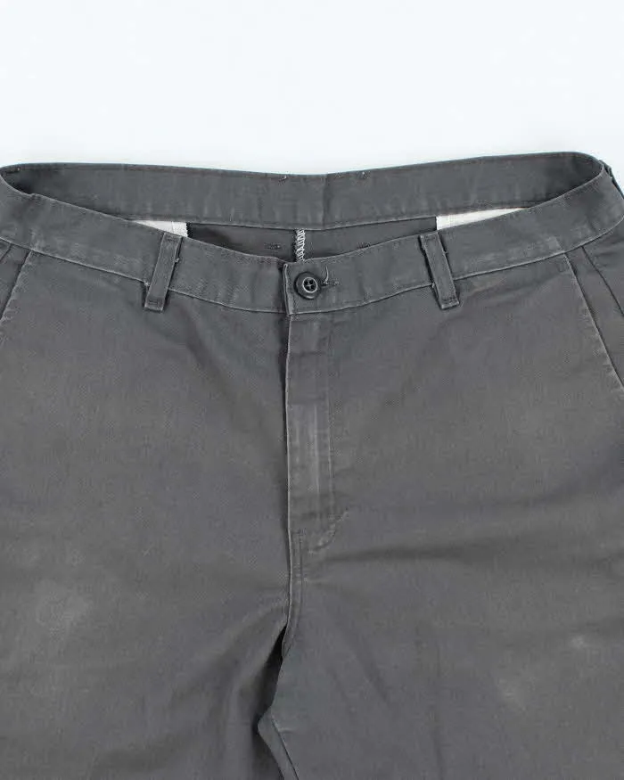 Vintage Dickies Wide Leg Chino Shorts - W34 L13 sold by Rokit product image thumbnail 3