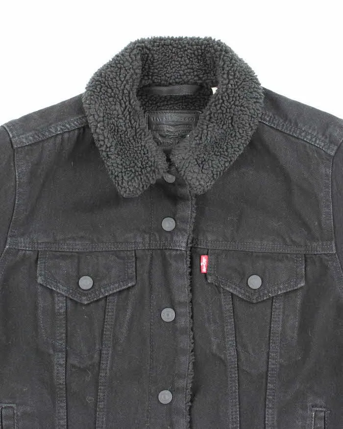 Vintage 2000's Levi's Fleeced Lined Black Wash Denim Jacket - M sold by Rokit product image thumbnail 3