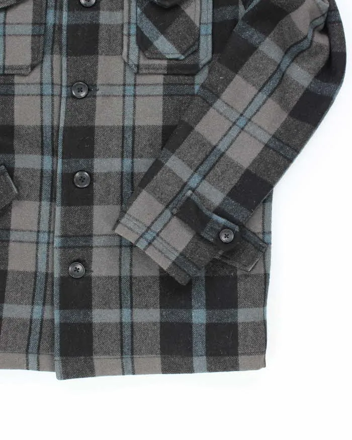 Vintage 2000's Quiksilver Heavyweight Button Up Flannel Shacket - L sold by Rokit product image thumbnail 4