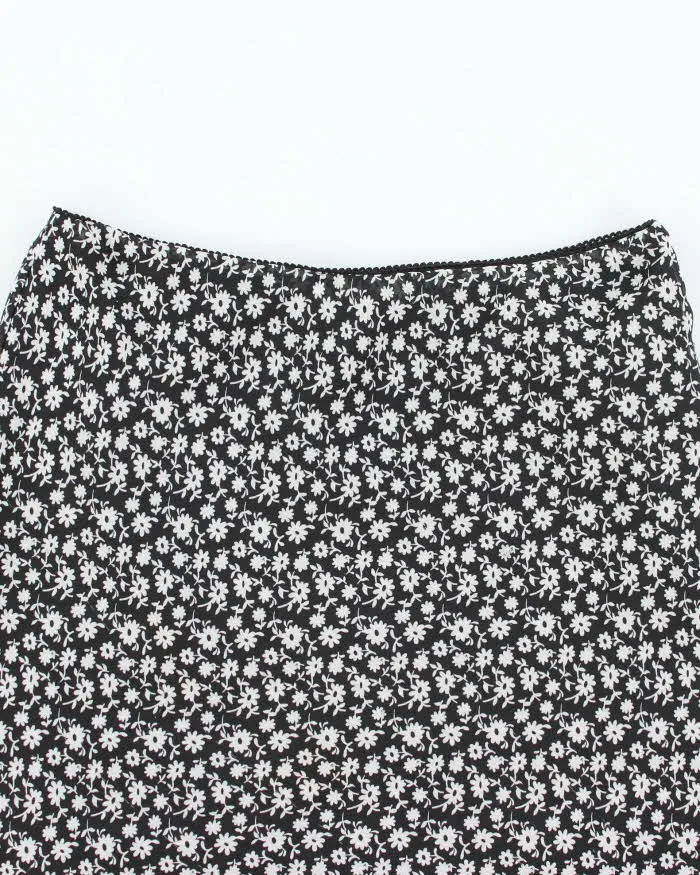 Vintage 90s Beechers Brook Floral Skirt - M sold by Rokit product image thumbnail 4