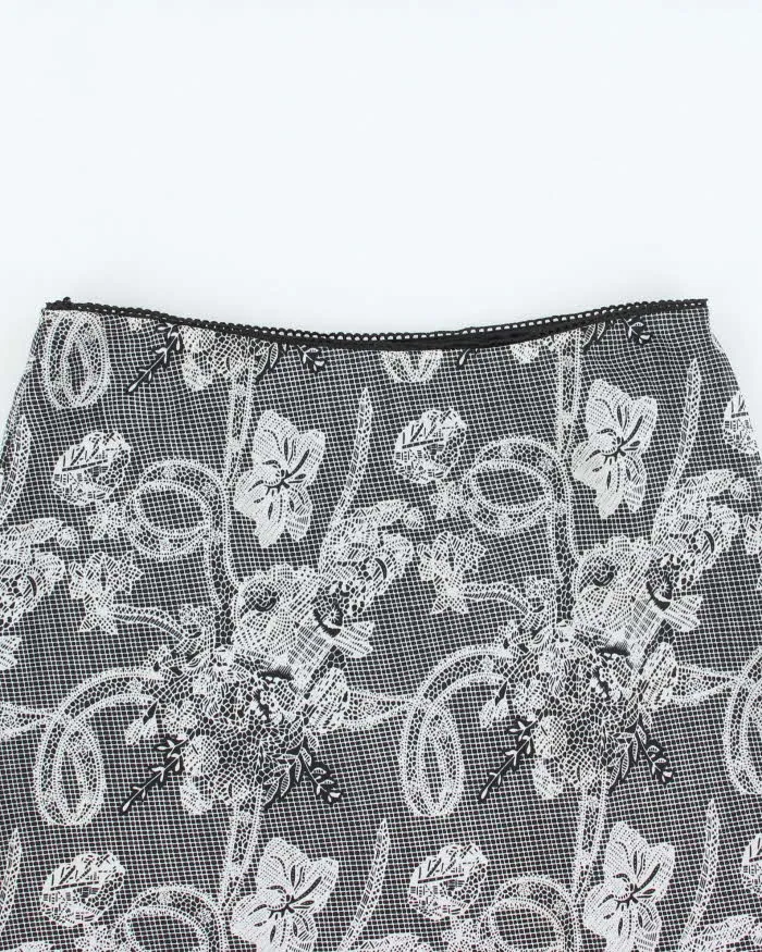 Vintage 90s Chapter One Pattern Skirt - S sold by Rokit product image thumbnail 5