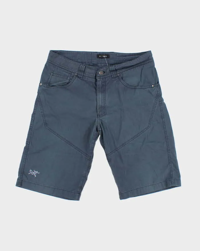 Vintage Arc'teryx Lightweight Chino Hiking Shorts - W32 L11 sold by Rokit