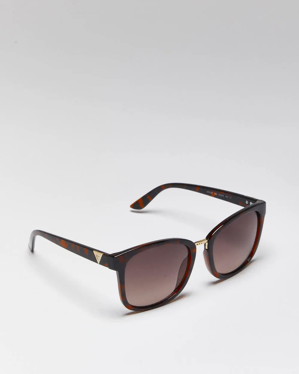 Vintage Y2k 00s Guess Sunglasses sold by Rokit