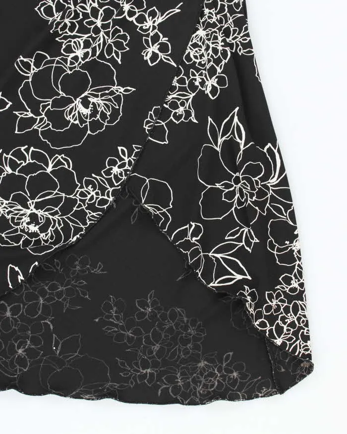 Vintage Y2k 00s Le Chateau Floral Halter Dress - XS sold by Rokit product image thumbnail 4