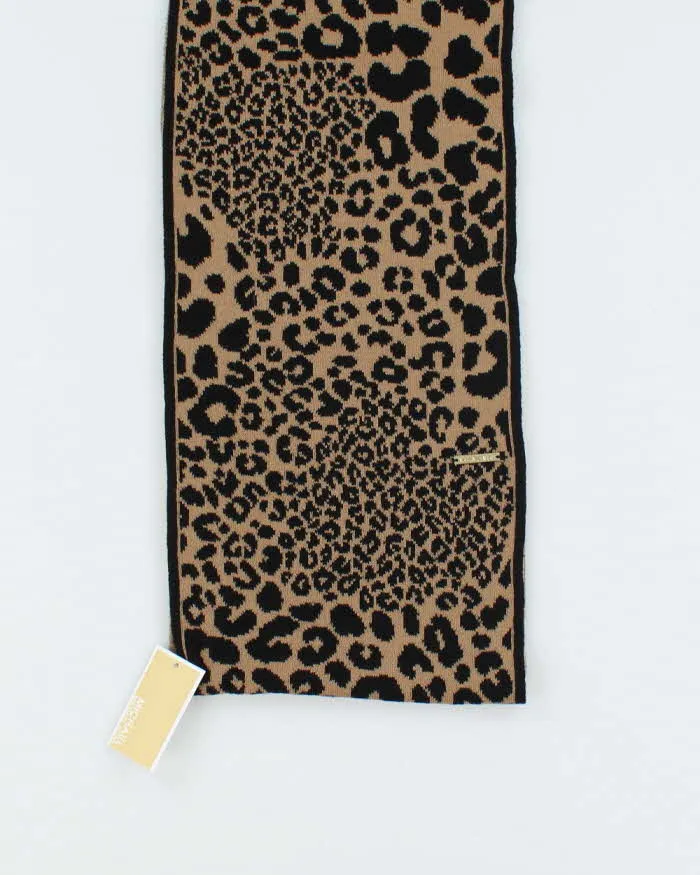 Deadstock Vintage Y2k 00s Michael Kors Leopard Print Snood sold by Rokit product image thumbnail 3