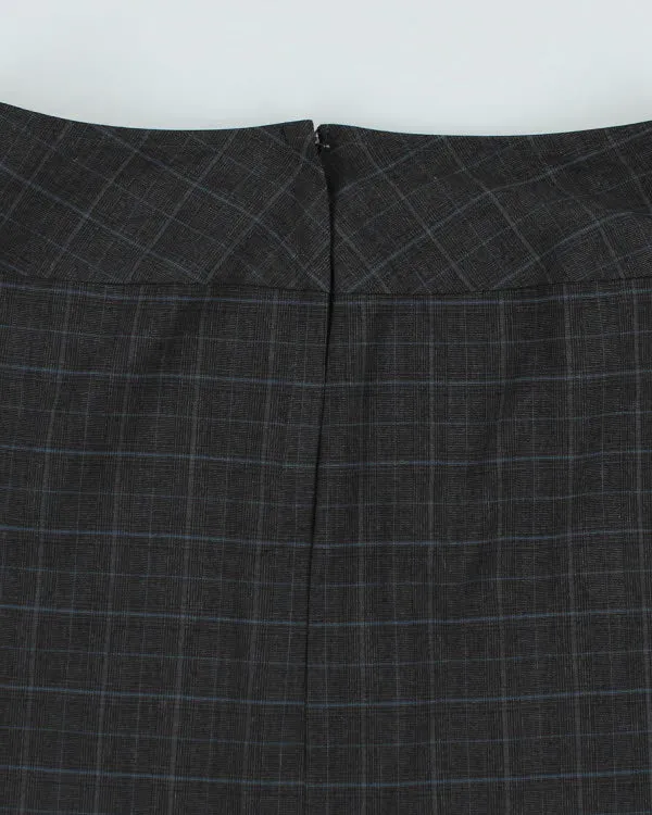 Y2k 00s Plaid Skirt - XS sold by Rokit product image thumbnail 4