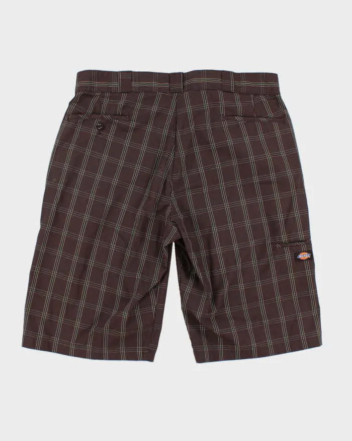 Dickies Brown Check Shorts - W38 sold by Rokit product image thumbnail 2