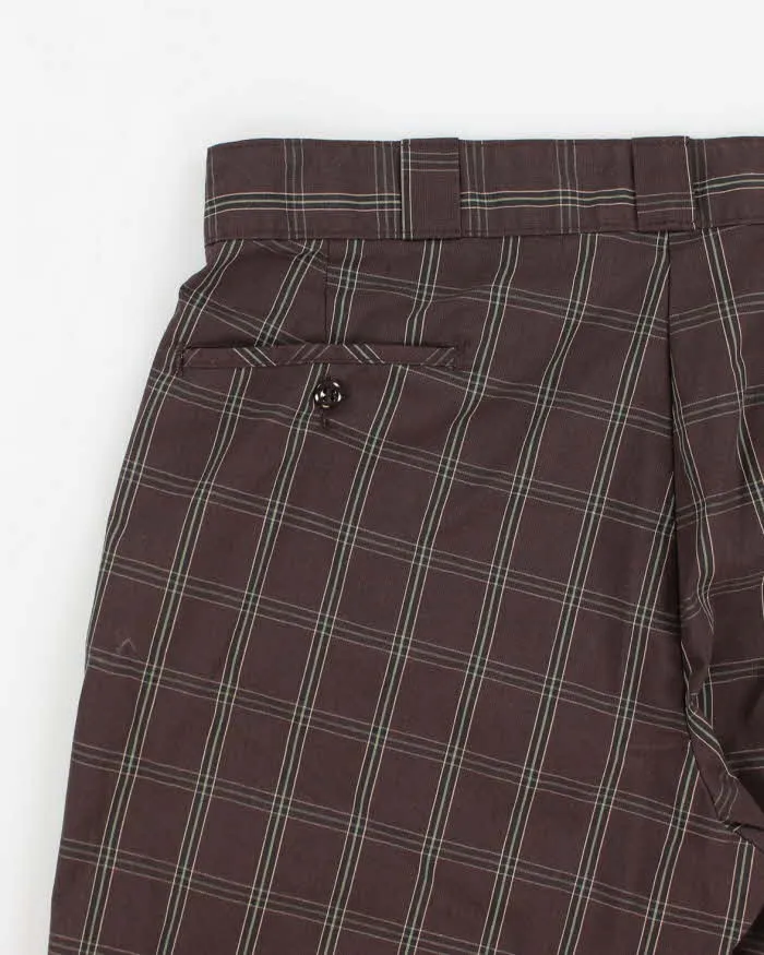 Dickies Brown Check Shorts - W38 sold by Rokit product image thumbnail 4