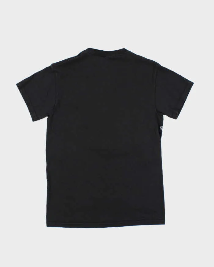 Vintage 2000's DC Shoe Co. Big Spray Paint Logo T-Shirt - S sold by Rokit product image thumbnail 2