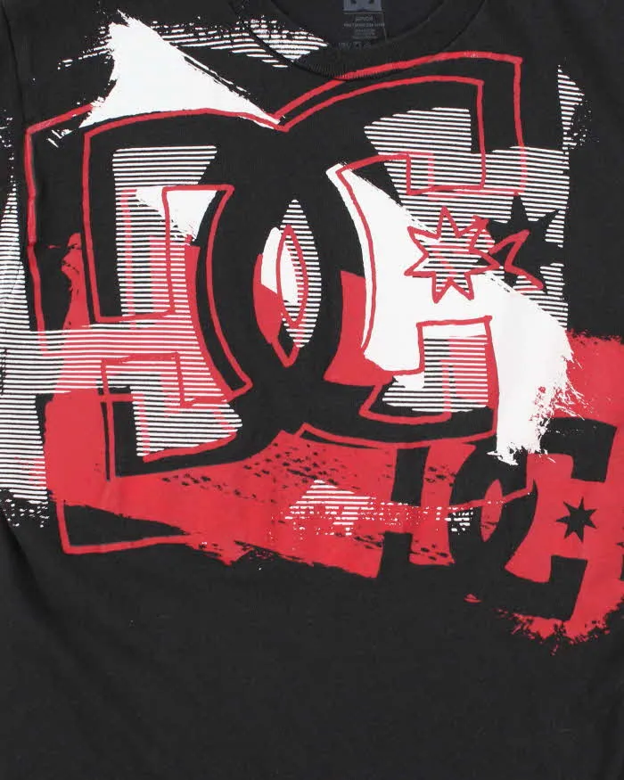 Vintage 2000's DC Shoe Co. Big Spray Paint Logo T-Shirt - S sold by Rokit product image thumbnail 3
