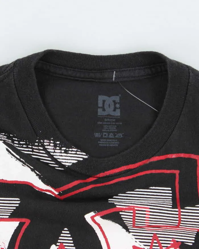 Vintage 2000's DC Shoe Co. Big Spray Paint Logo T-Shirt - S sold by Rokit product image thumbnail 5