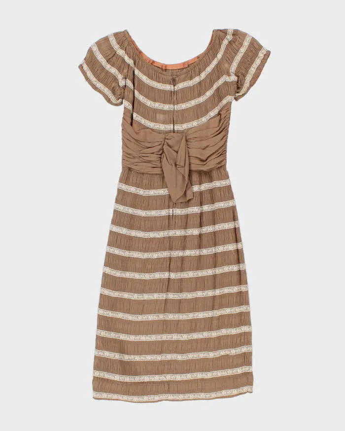 Vintage 50s Brown Lace Ruches Waist Dress - XS sold by Rokit product image thumbnail 2