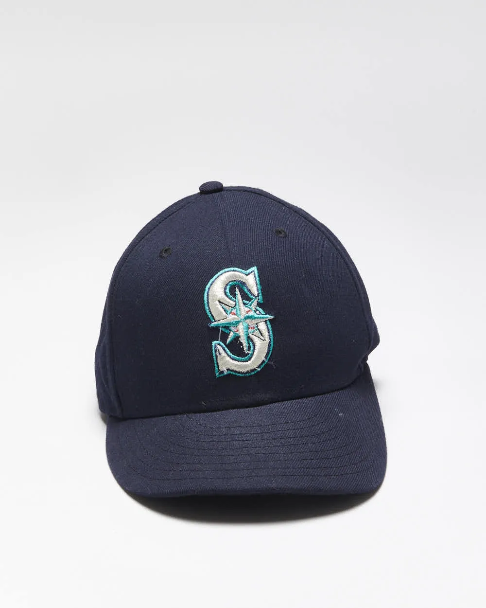 Vintage New Era Seattle Mariners Embroidered Fitted Cap - 7 sold by Rokit product image thumbnail 3