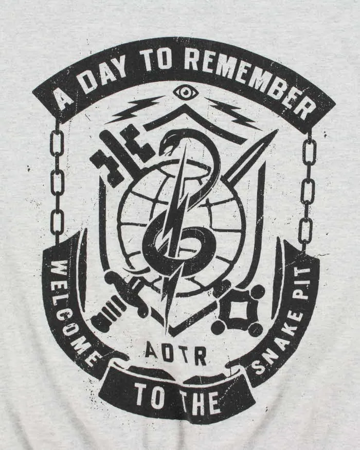 Vintage 2000's A Day to Remember Band Sweatshirt - M sold by Rokit product image thumbnail 3