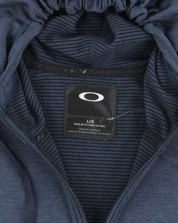 Vintage 2000's Oakley Small Logo Lightweight Zip Up Hoodie - L sold by Rokit product image thumbnail 5