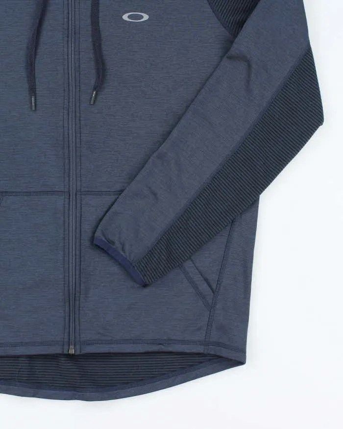 Vintage 2000's Oakley Small Logo Lightweight Zip Up Hoodie - L sold by Rokit product image thumbnail 4