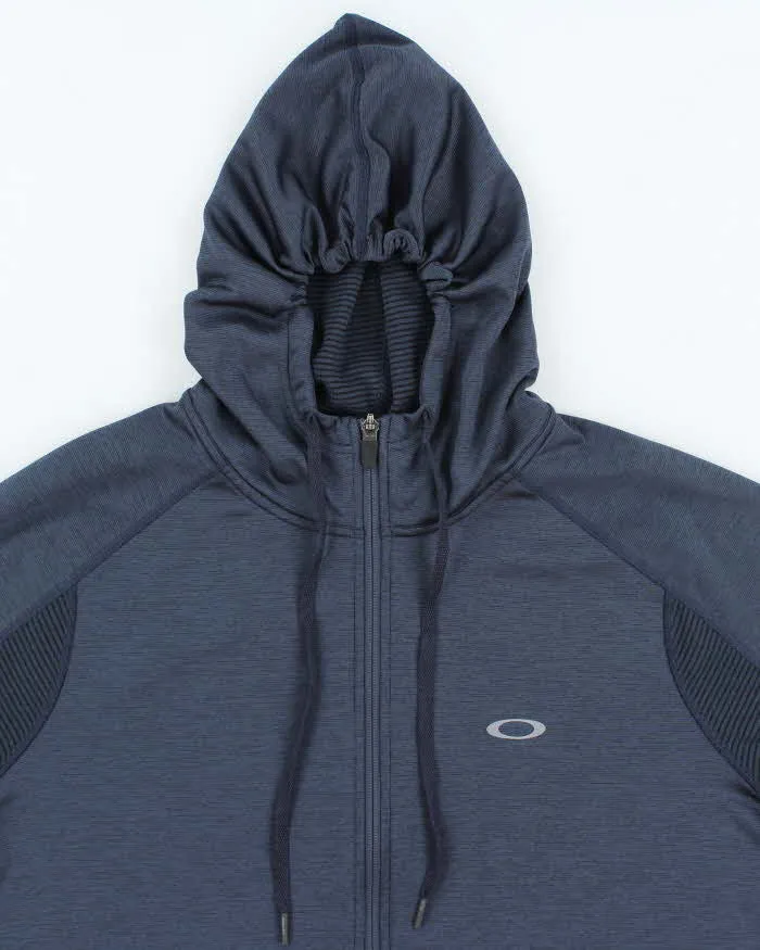Vintage 2000's Oakley Small Logo Lightweight Zip Up Hoodie - L sold by Rokit product image thumbnail 3